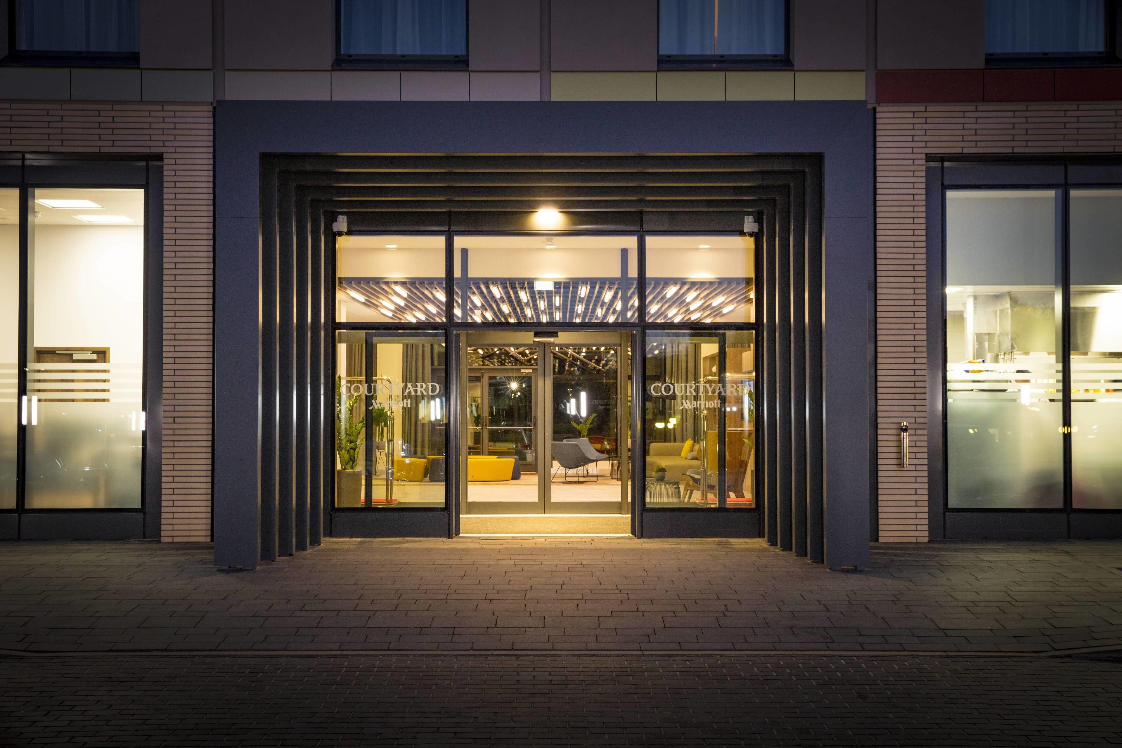 Courtyard By Marriott Edinburgh West — Photos 3